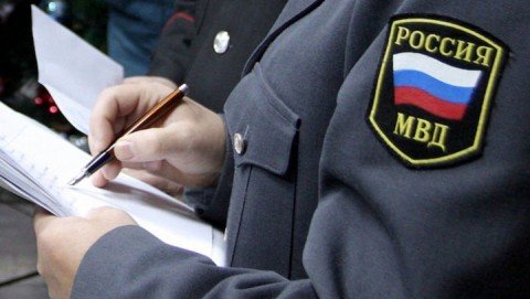Сотрудники ОМВД России по Кромскому району установили подозреваемого в краже денег у местного жителя
